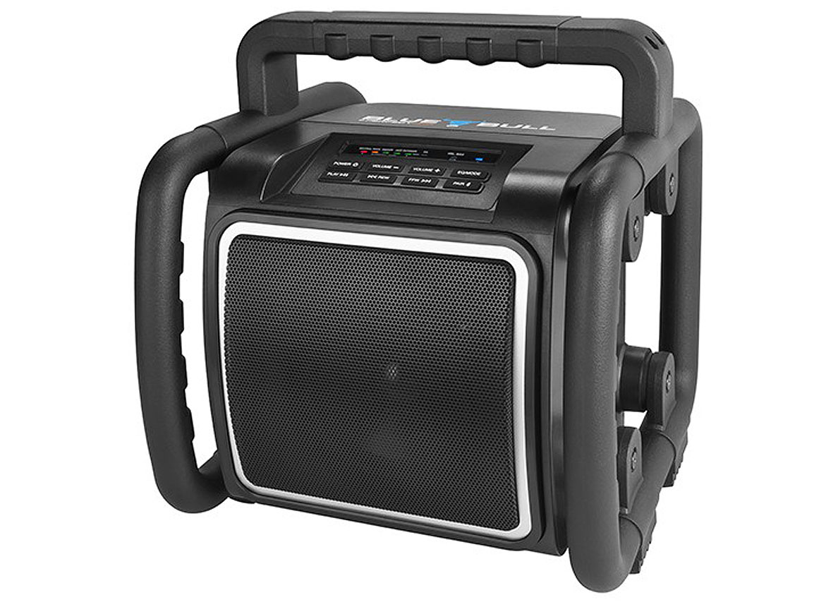 BLUEBULL BLUETOOTH MET AUX-IN - OPLAADBAAR 
