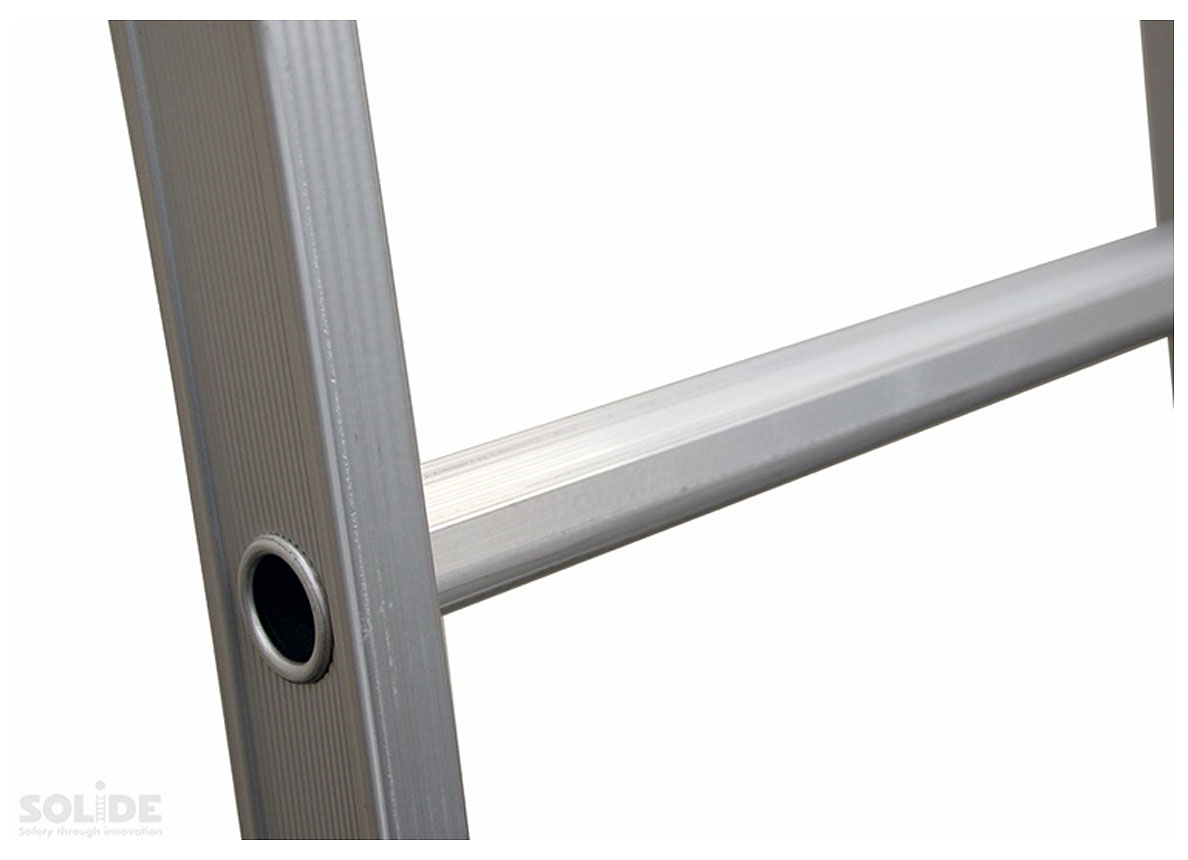 SOLIDE ECHELLE COULISSANTE 4X8