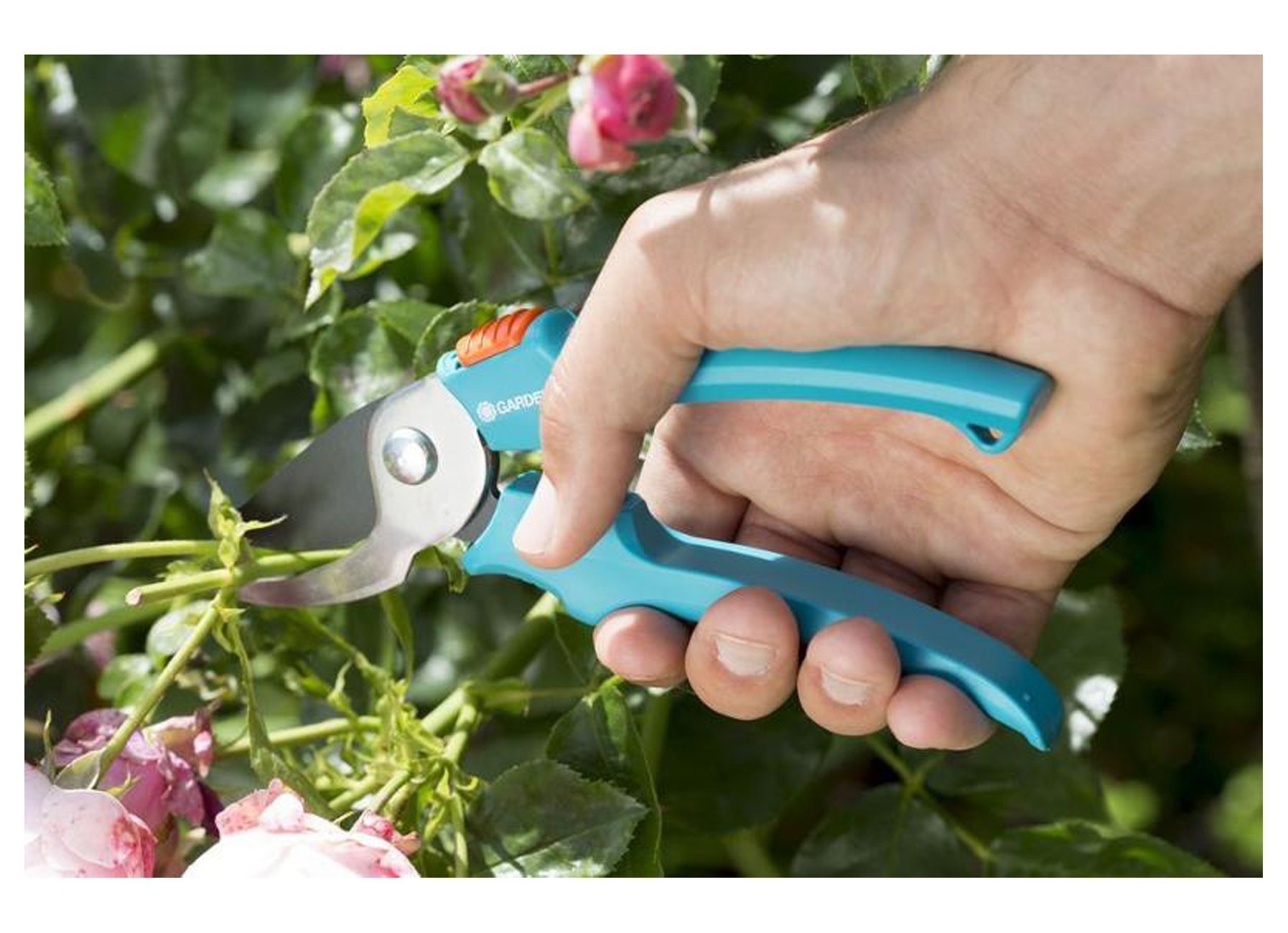 GARDENA TAKKENSCHAAR EASY CUT 680B + SNOEISCHAAR CLASSIC