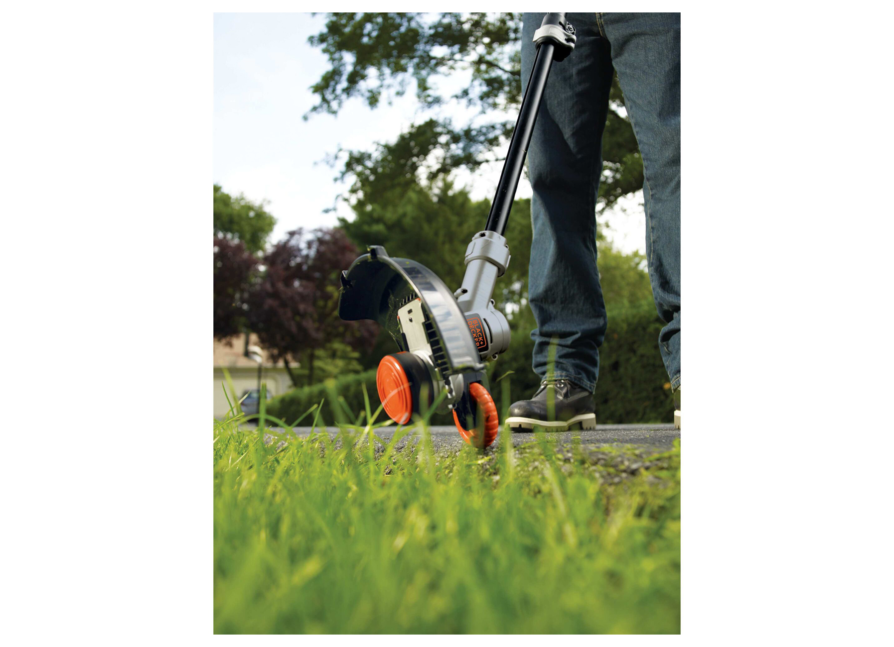 BLACK & DECKER STRIMMER AFS 18V 4.0AH 28CM STC1840PC-QW