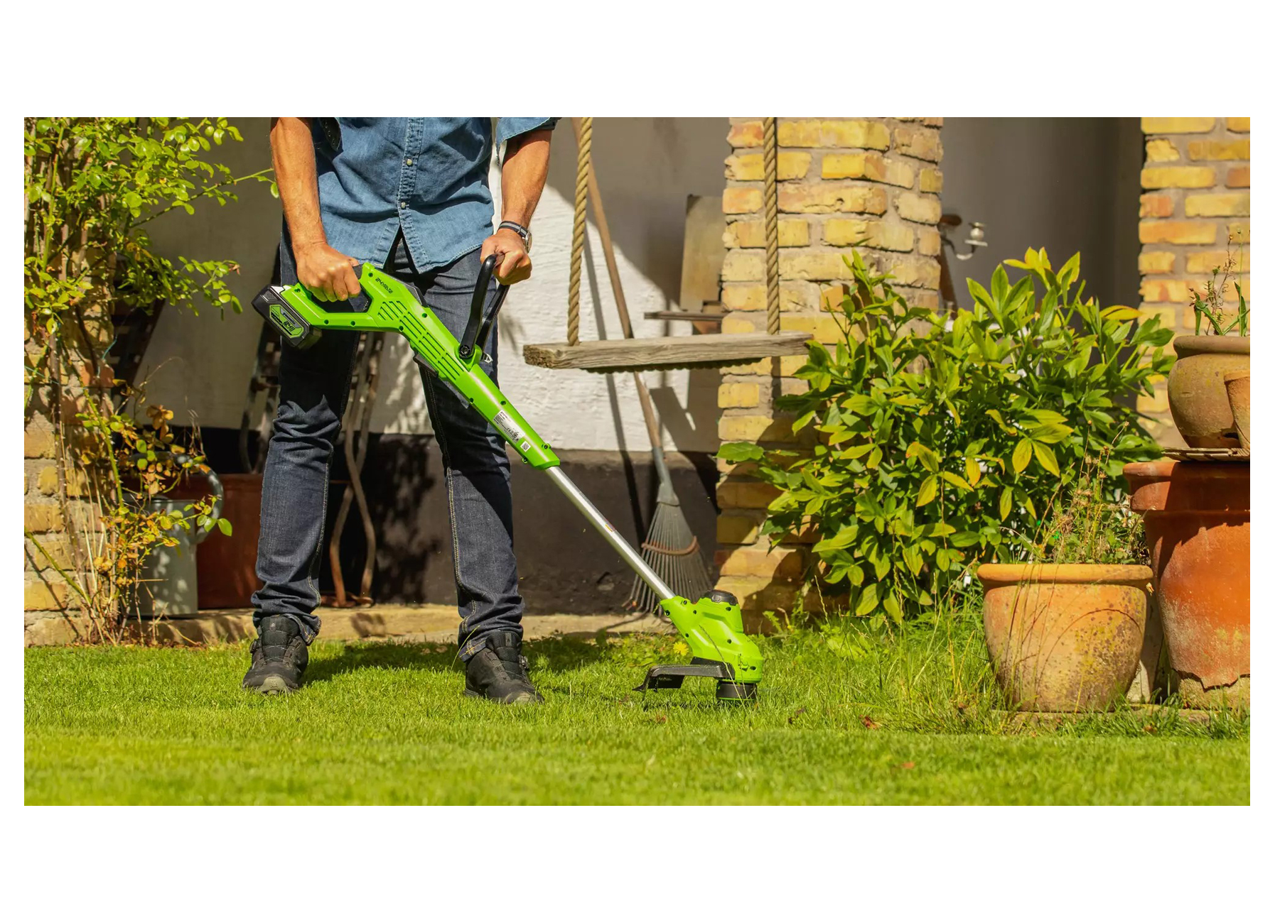 GREENWORKS COUPE-BORDURES ACCU 28CM 24V G24LT28K2 + BATTERIE 2AH + CHARGEUR