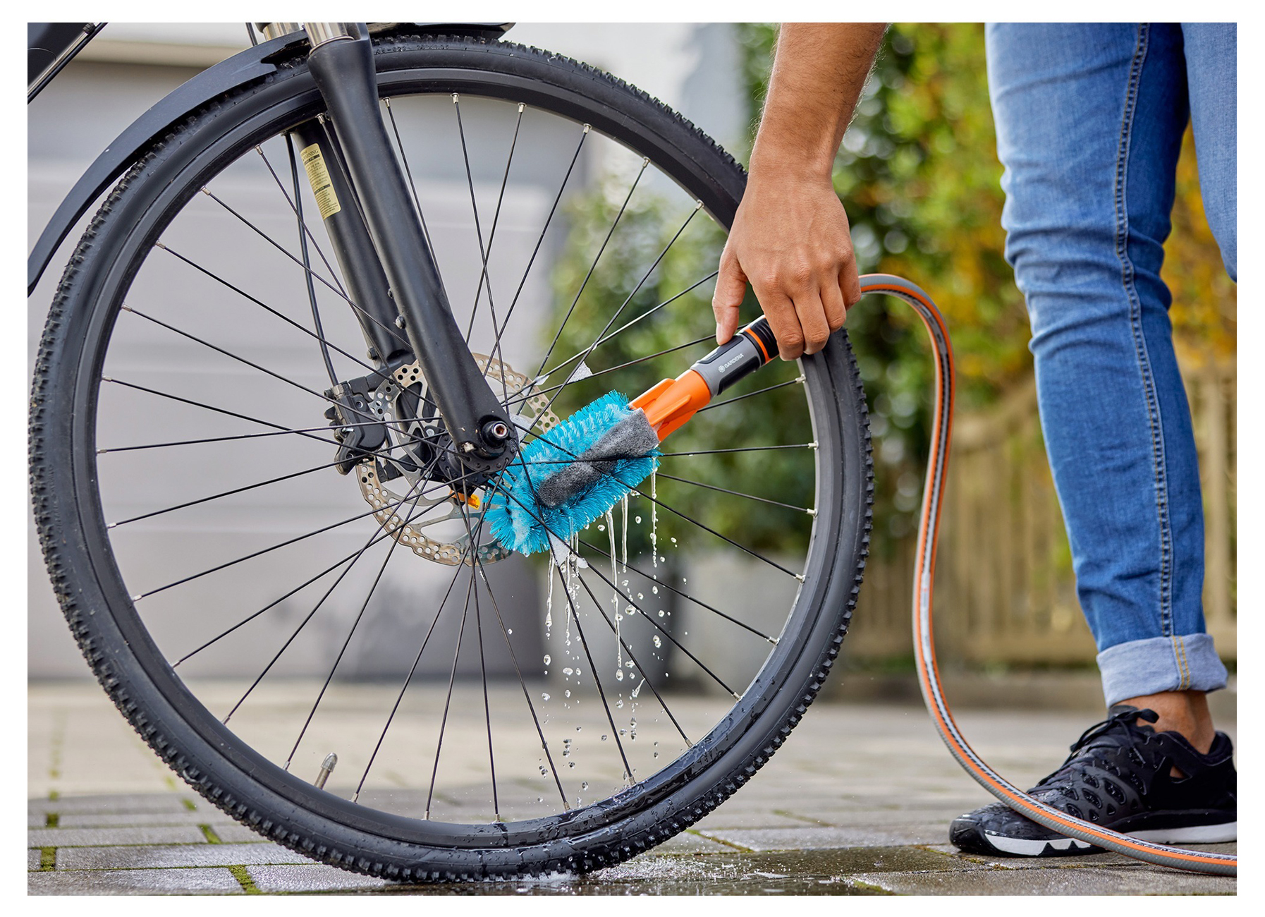 GARDENA CLEANSYSTEM ENSEMBLE DE BROSSE A VELO