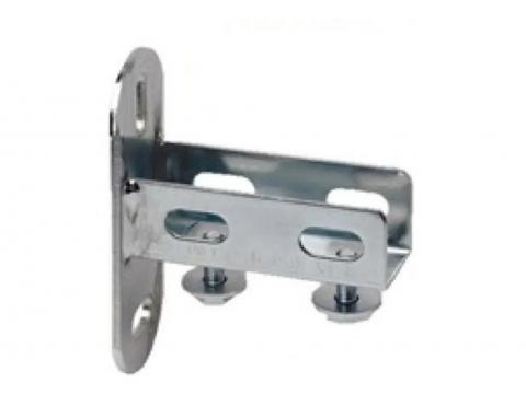 OPHANGPLAAT VOOR RAIL UNIVERSEEL 38X40+40X6MM M10 VERZINKT