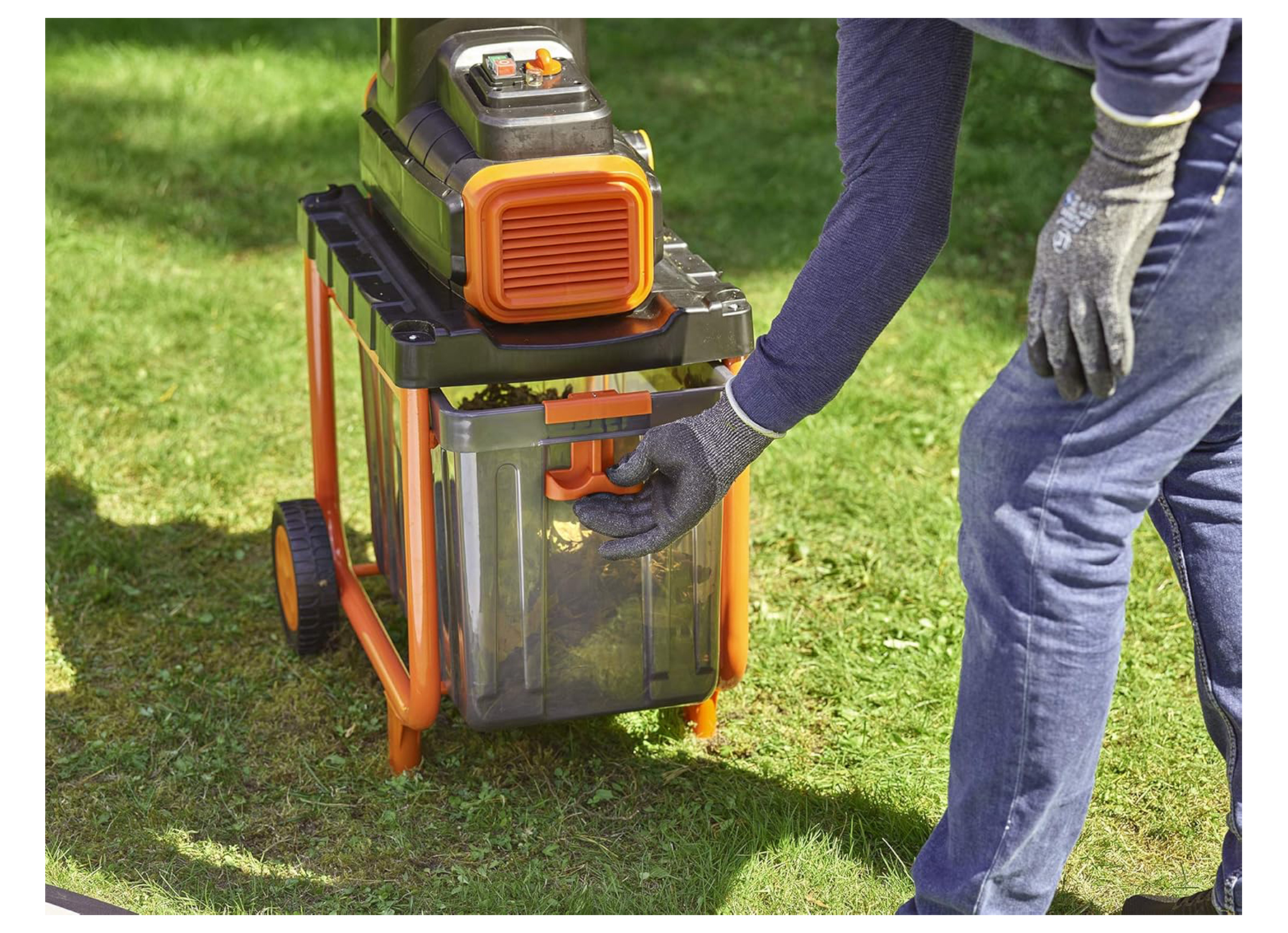 BLACK & DECKER BROYEUR 2800W 45L BEGAS5800-QS