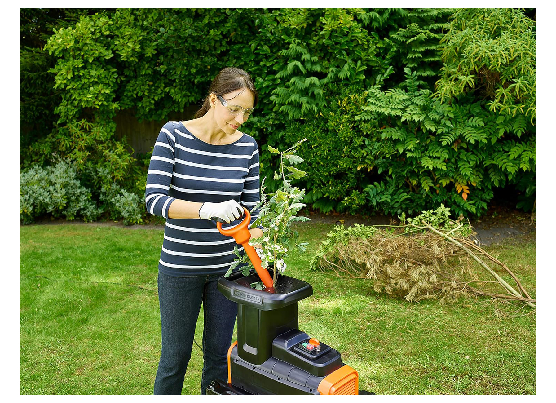 BLACK & DECKER BROYEUR 2800W 45L BEGAS5800-QS