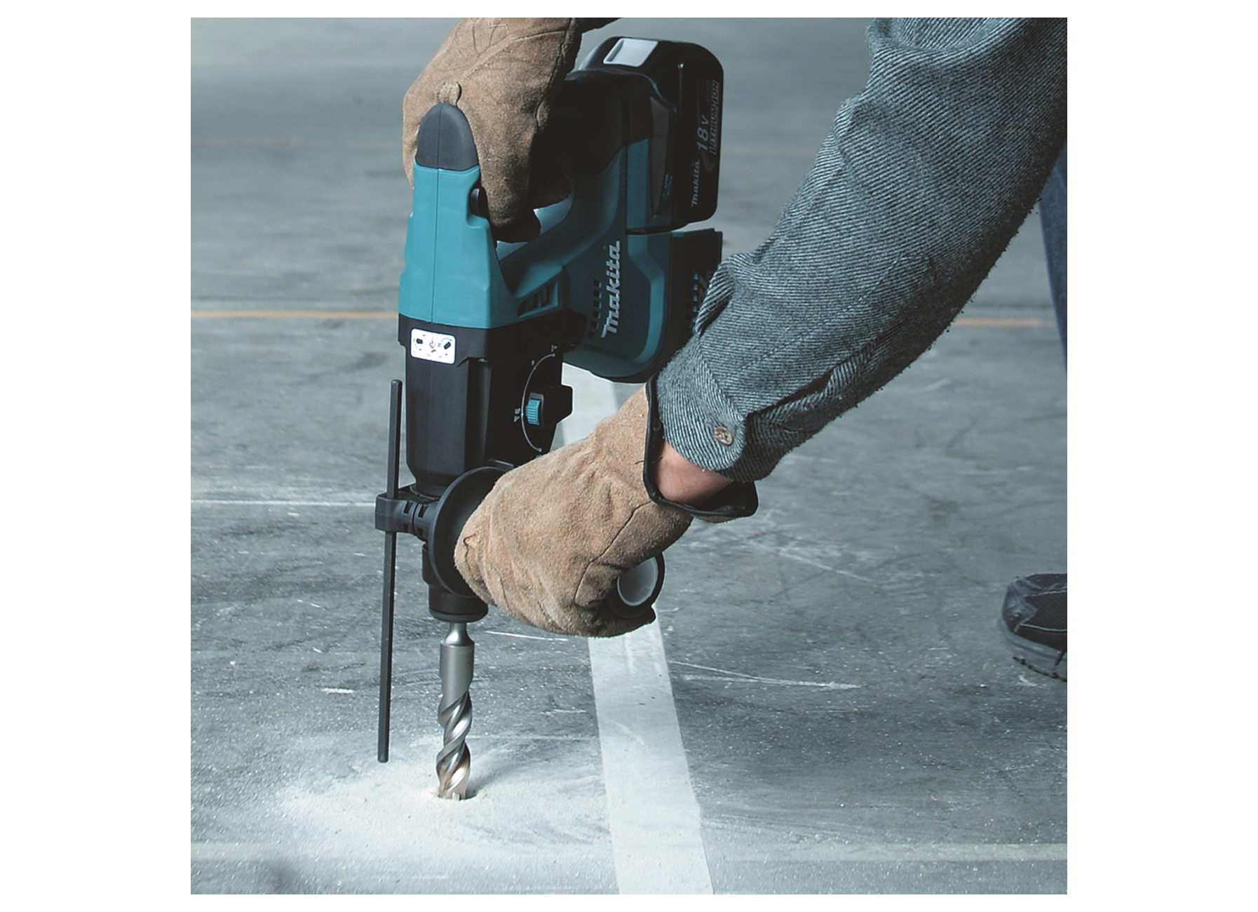 MAKITA SDS+ COMBIHAMER LXT 18V DHR243Z