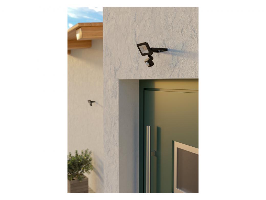 EGLO PROJECTEUR LED RISACCA-E NOIR 20W + DETECTEUR 1800LM
