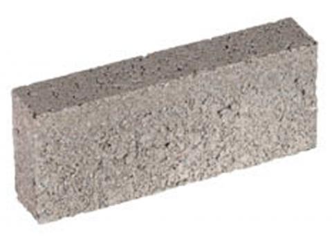 BETONAFSTANDSHOUDER 20X4X8CM