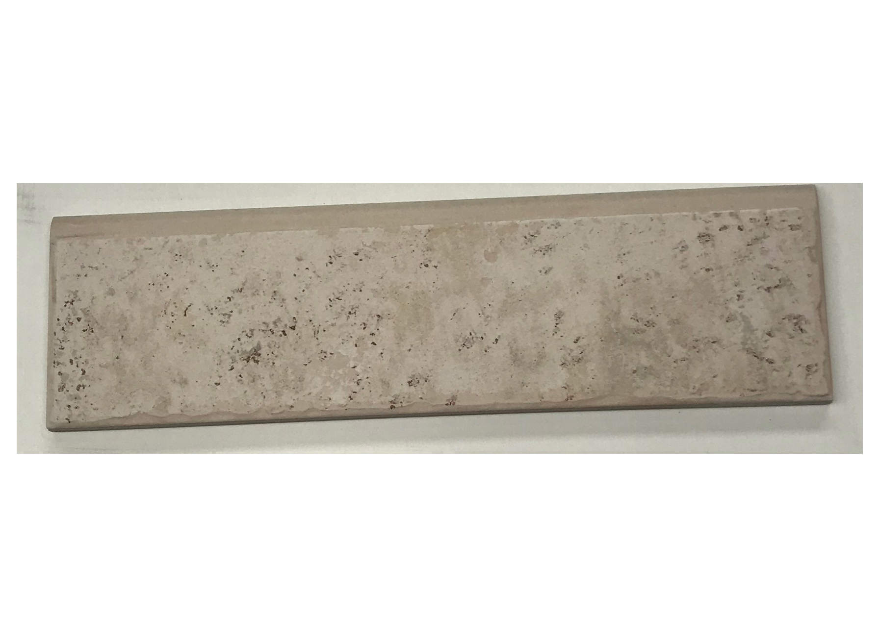 PLINT ANDROMEDA PL BEIGE GEVLEKT 10X35CM (LOT=17,5LM)