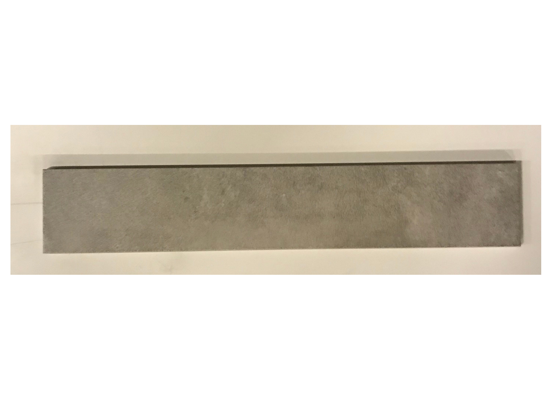 PLINT CONCRETE WARM NATURAL GRIJS 8x45CM (LOT=40,95LM)