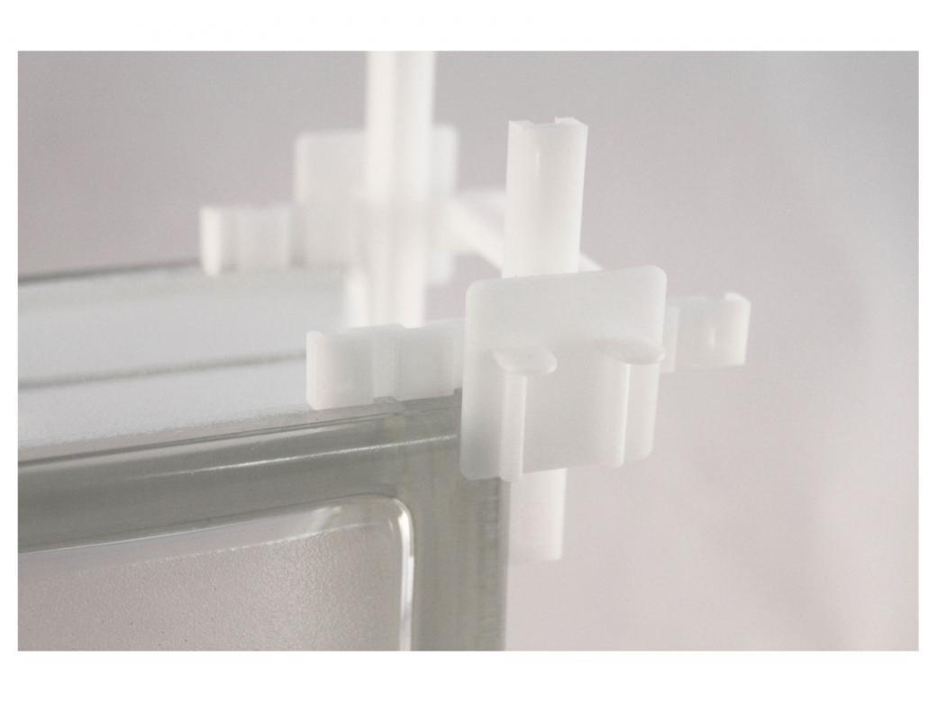 CROISILLON POUR BRIQUES DE VERRE