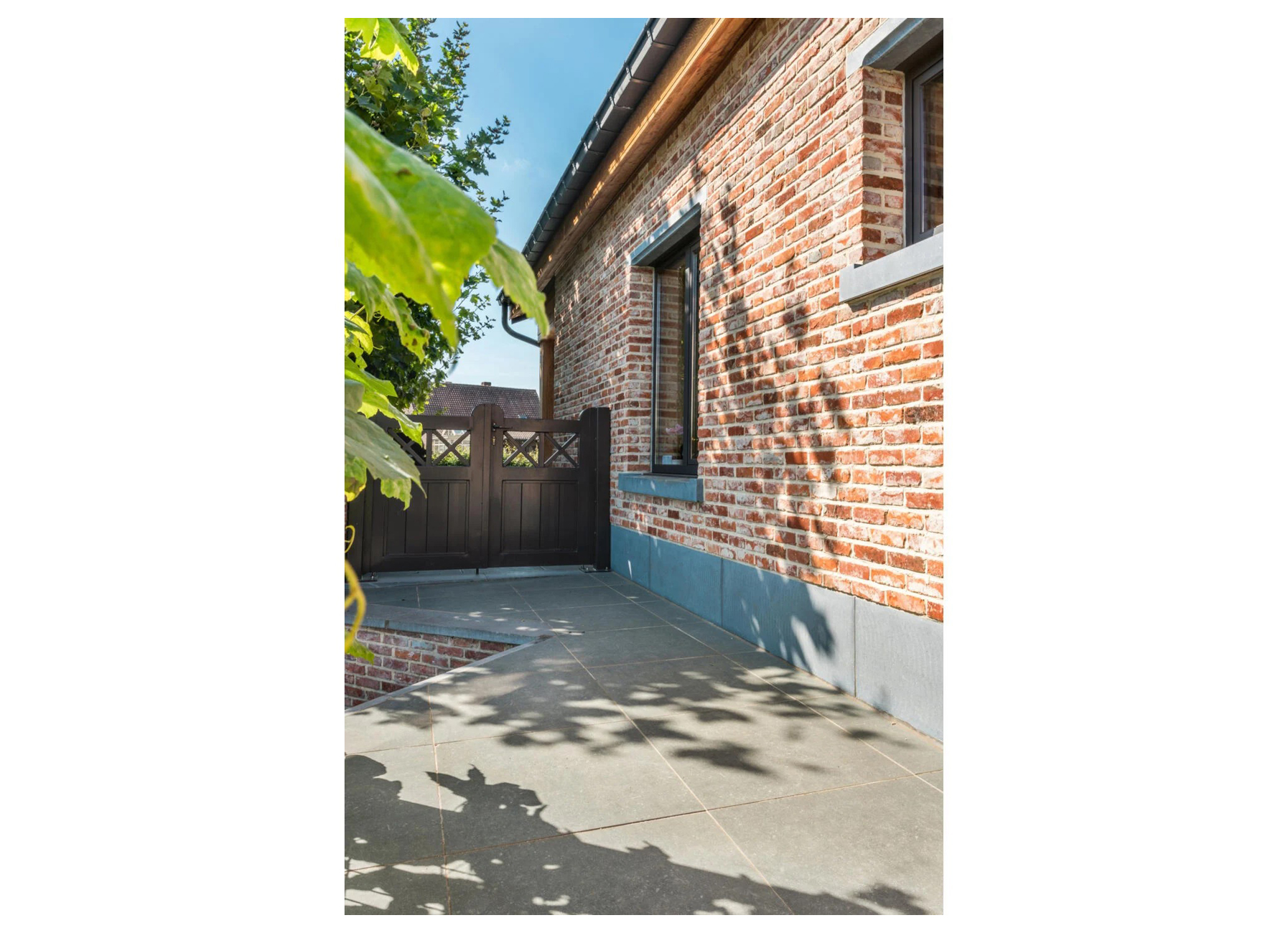 MUURDEKSTEEN BLUESTONE VIETNAM GESCHUURD