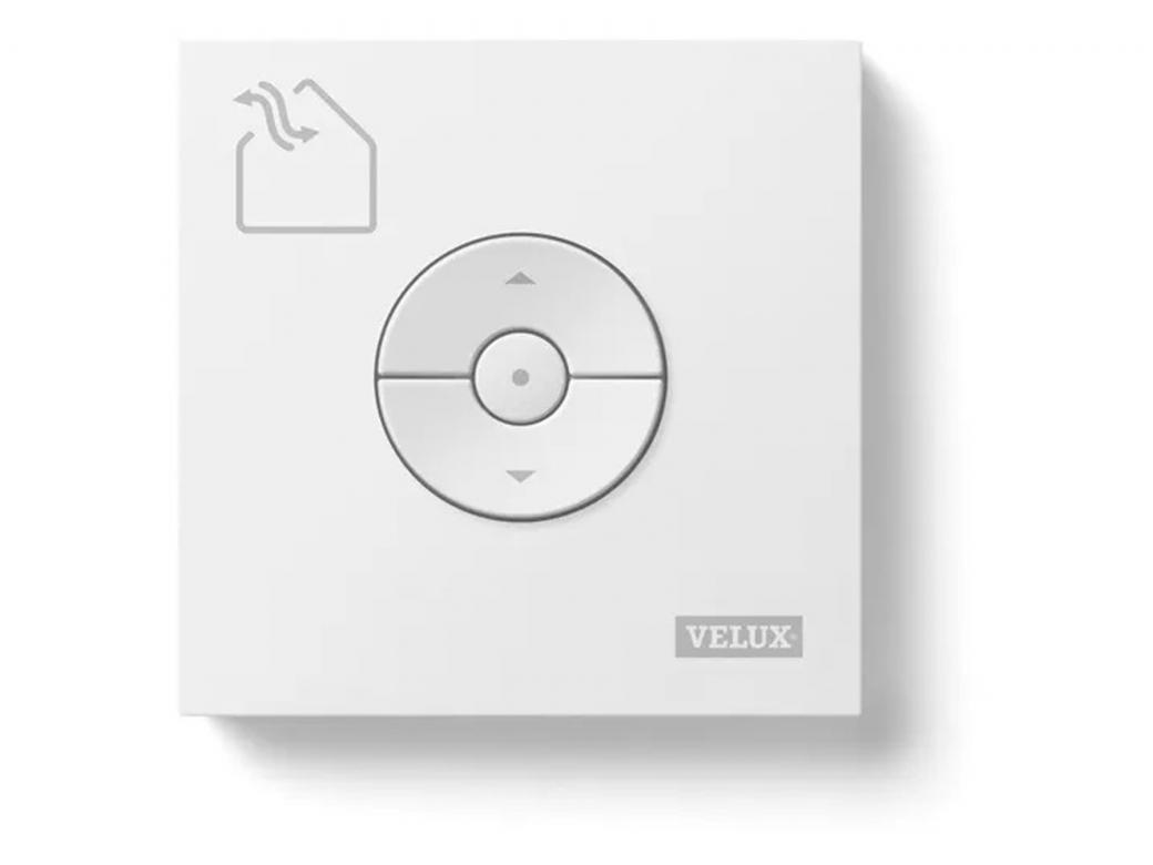 VELUX FENETRE DE TOIT A ENERGIE SOLAIRE BASCULANTE GGL BOIS BLANC