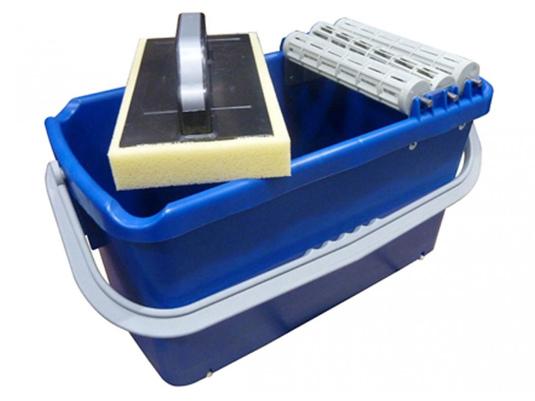 Diverse gereedschappen en toebehoren voor vloerders