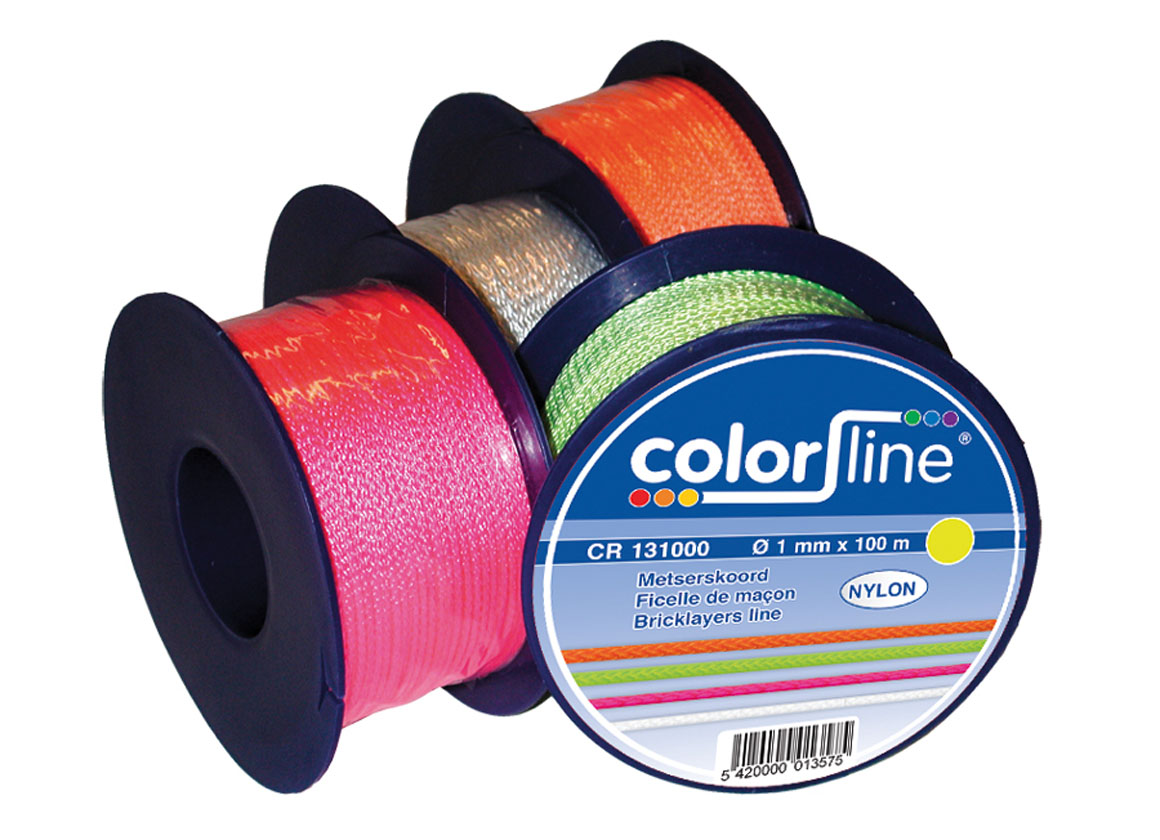 Cordeaux et guides de maçon