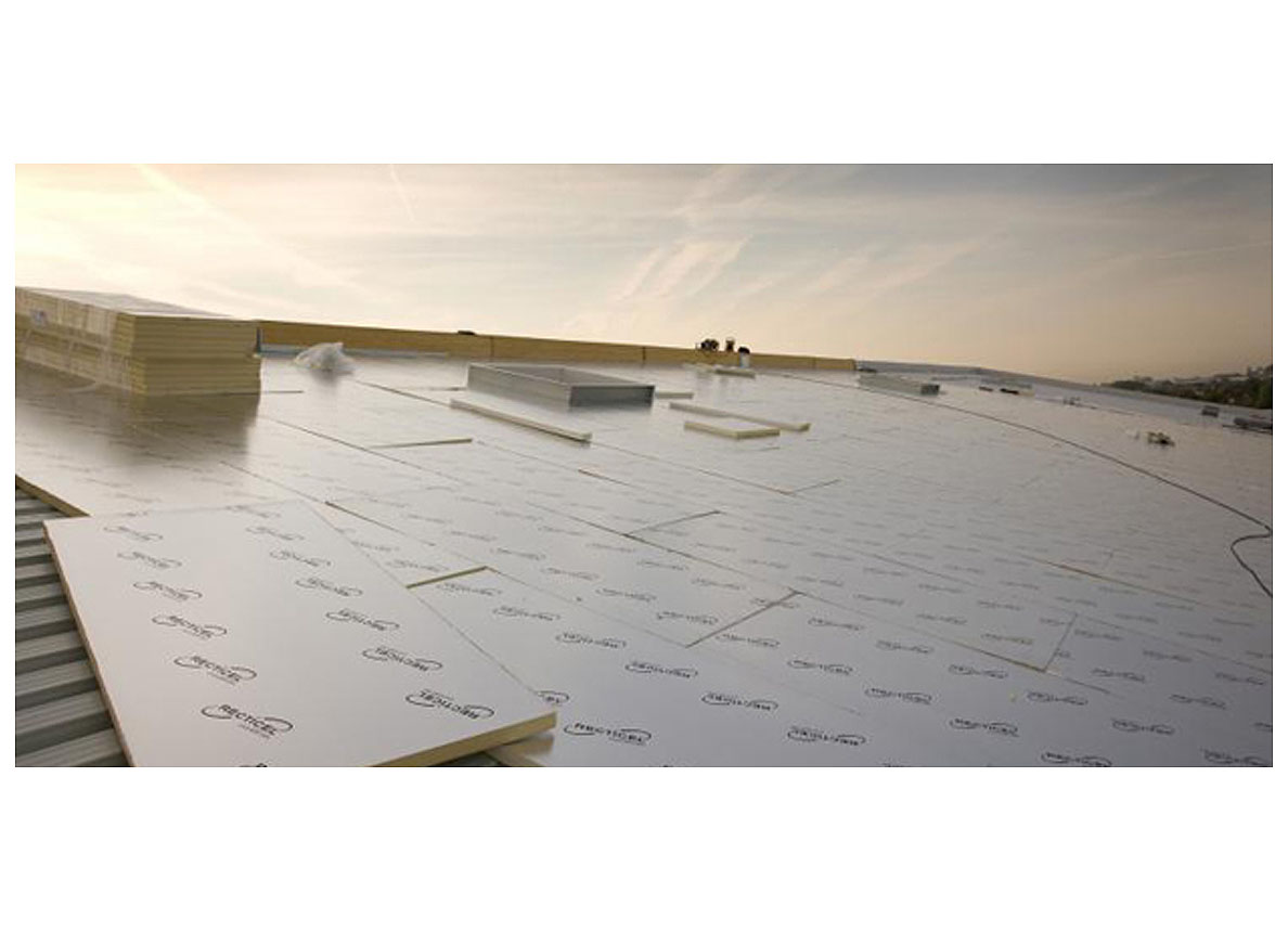 Polyurethane (PUR) / Polyisocyanurate (PIR)