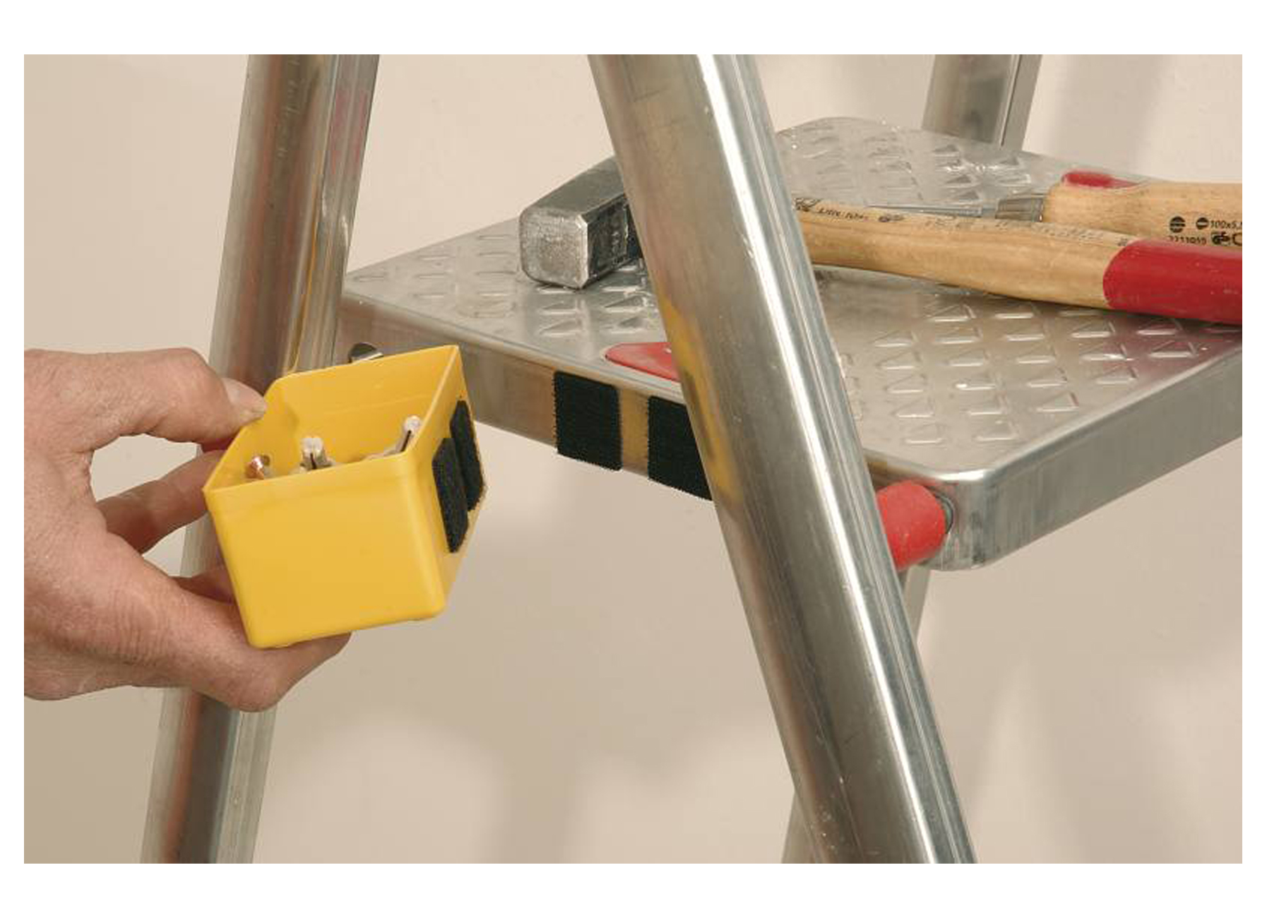 TESA EXTRA STRONG BANDELETTES NOIR