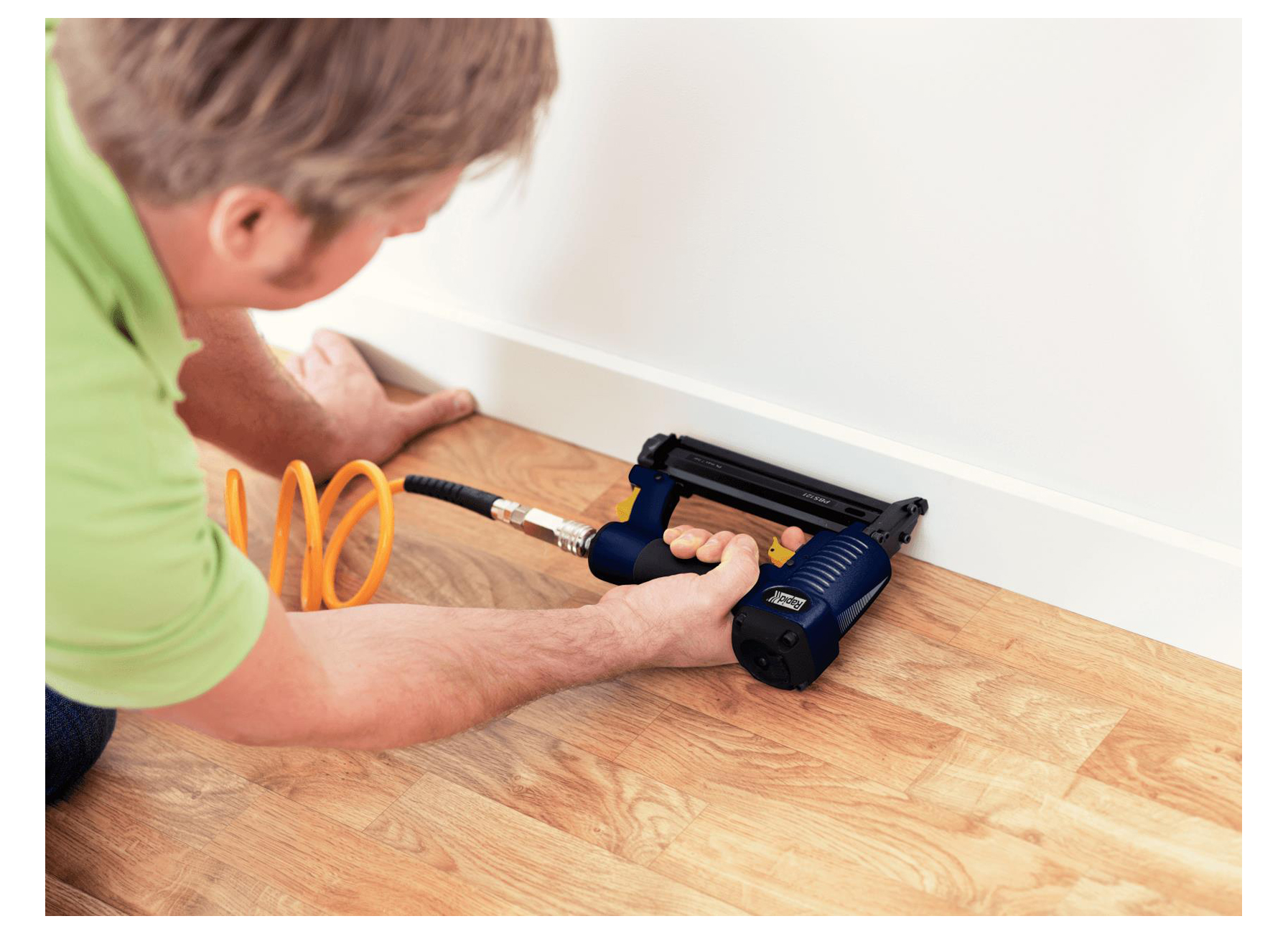 RAPID AIRTAC PBS121 AGRAFEUSE-CLOUEUSE PNEUMATIQUE EN COFFRET + ACCESSOIRES