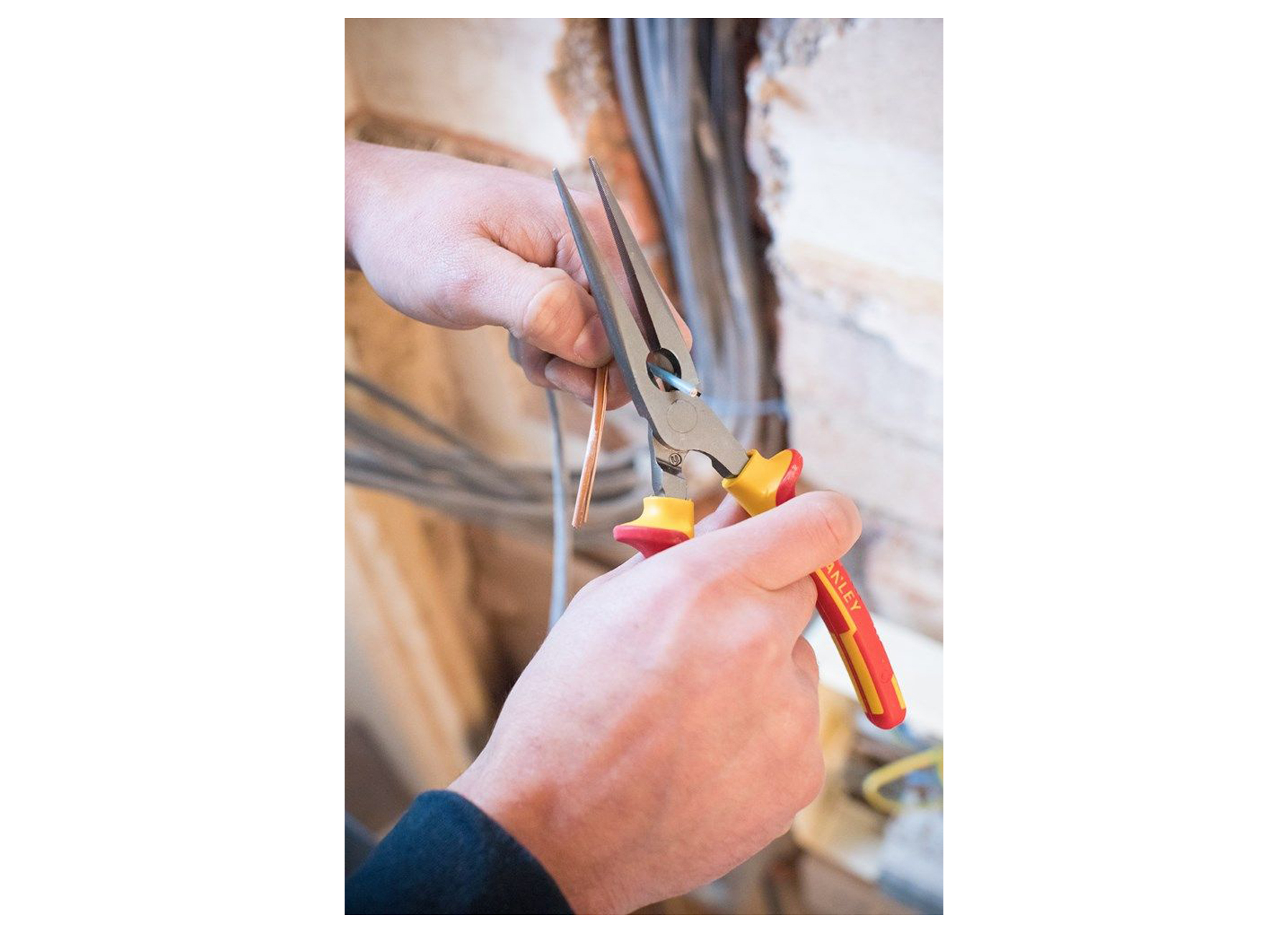 STANLEY VDE 1000 V TELEFOONTANG 200MM