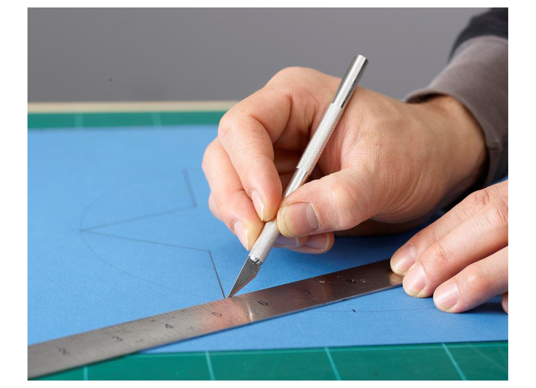 STANLEY COUTEAU HOBBY AVEC MANCHE EN MÉTAL 120MM