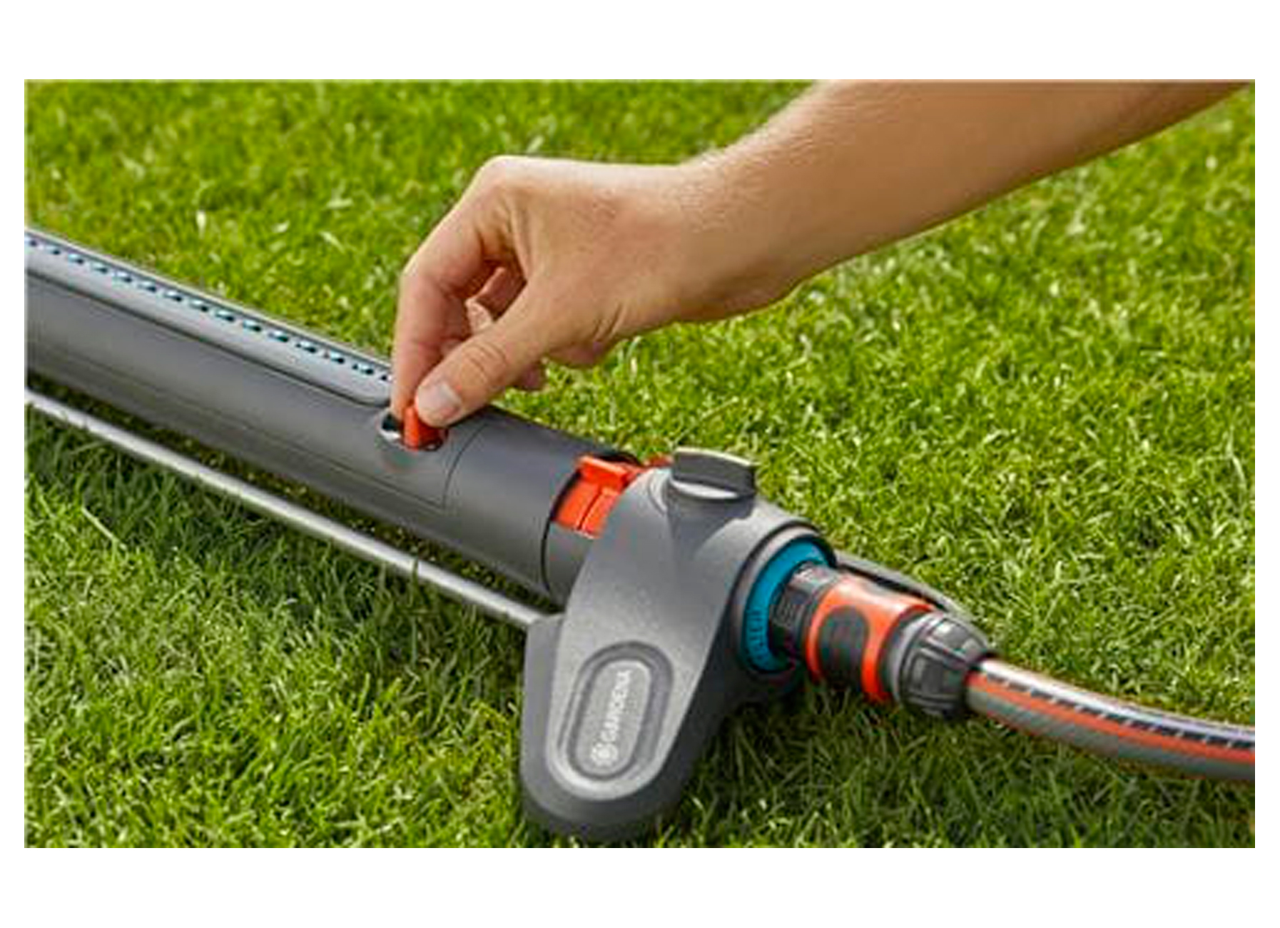 licht Draad premier Gardena Zwenksproeier Aquazoom M - tuin - bewateren - besproeien vernevelen  - sproeiers - gardena zwenksproeier aquazoom m