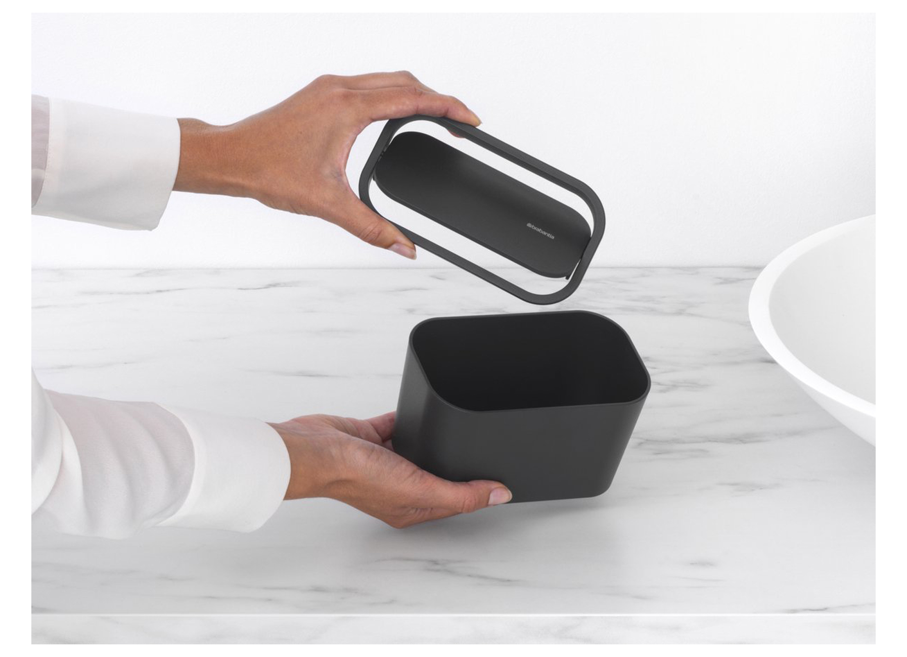 lelijk Rekwisieten zak Brabantia Mindset Badkamer Afvalbakje Dark Grey - sanitair - badkamer -  toebehoren badkamer - brabantia mindset badkamer afvalbakje dark grey