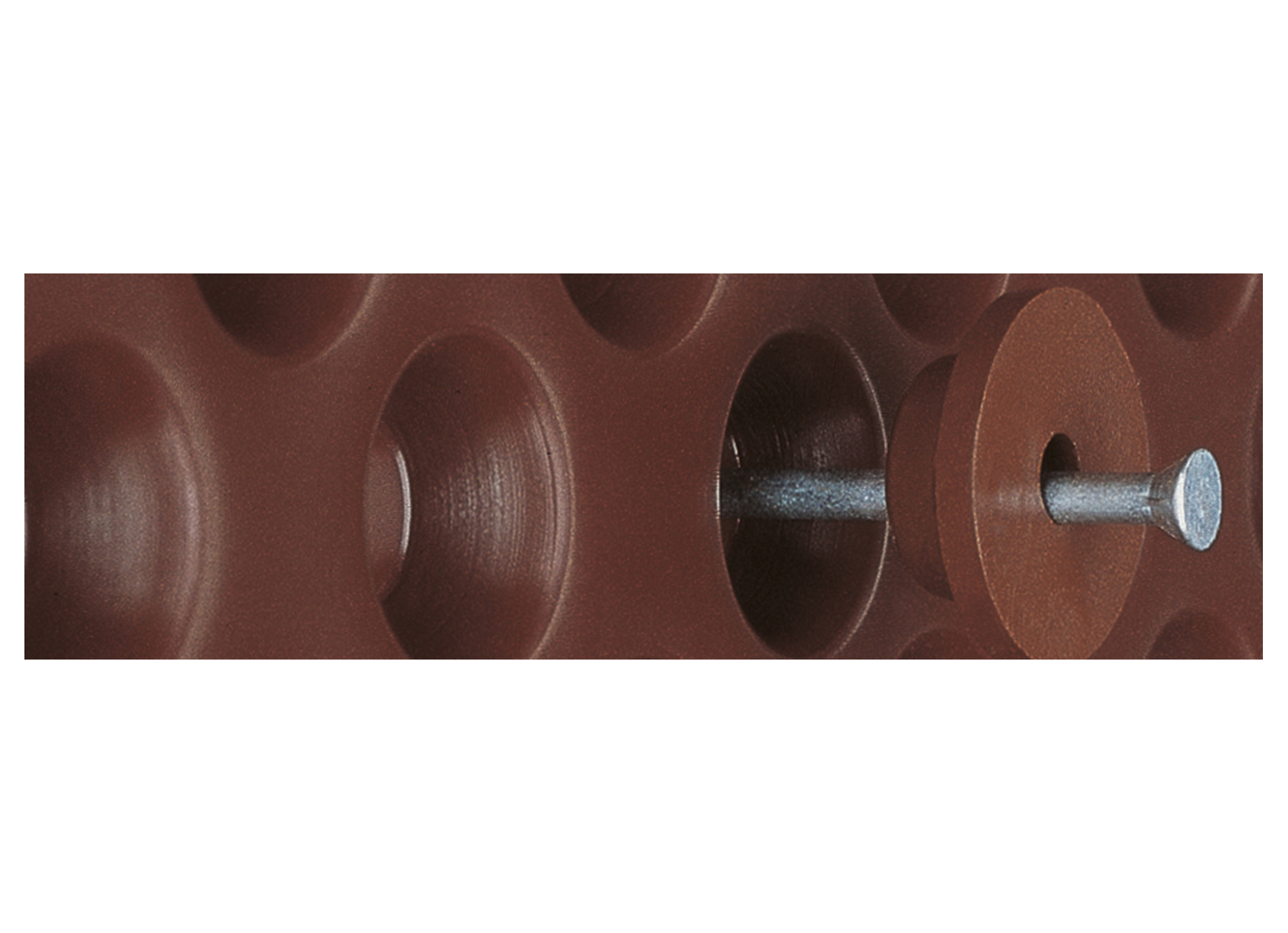 DELTA KN CLOUS 100 PIECES