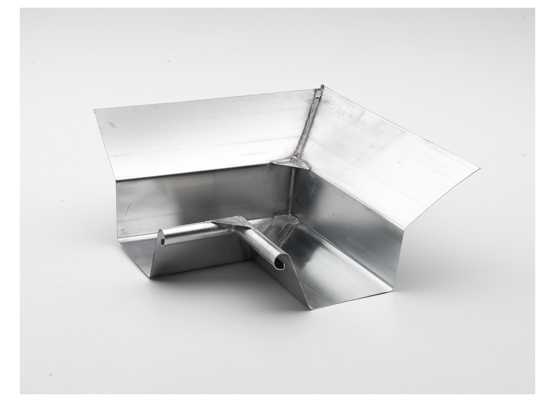 ANGLE INTERIEUR AVEC BAVETTE 9.12.8 DEV450 ZN NATUREL